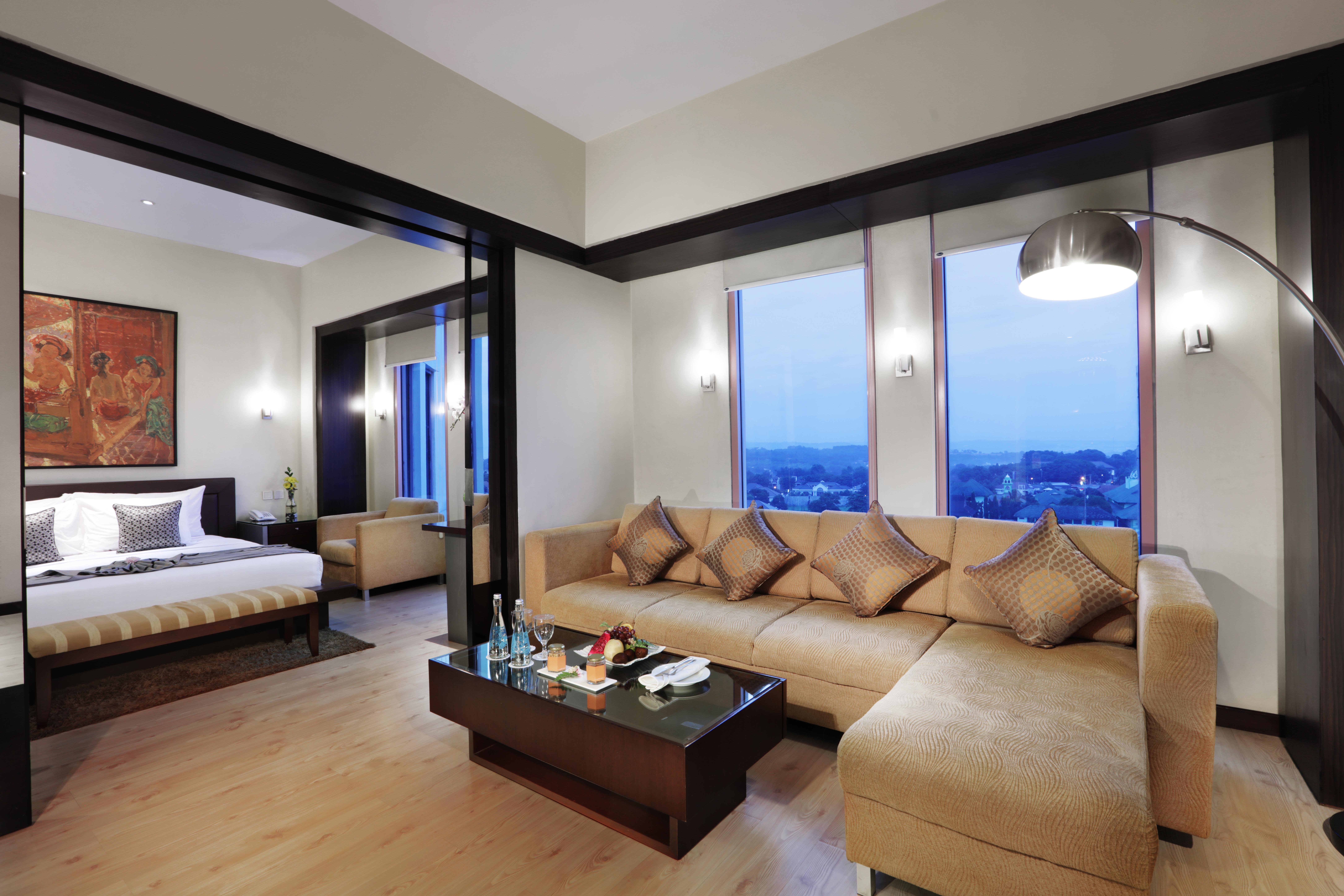 Grand Candi Hotel Semarang Kültér fotó
