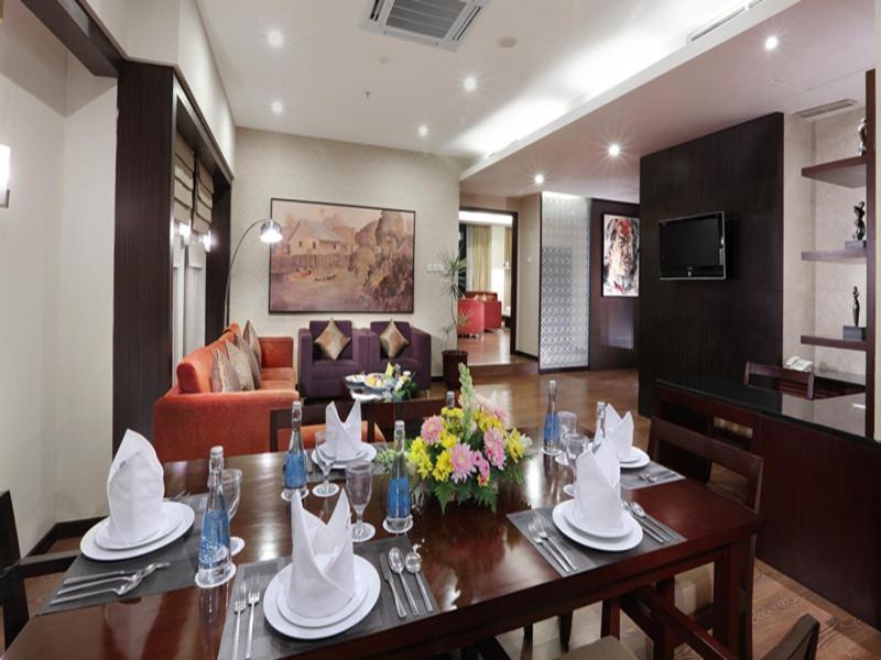 Grand Candi Hotel Semarang Kültér fotó