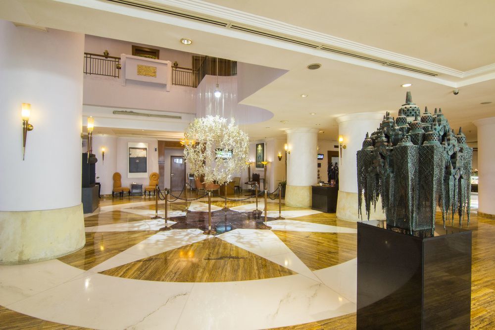 Grand Candi Hotel Semarang Kültér fotó